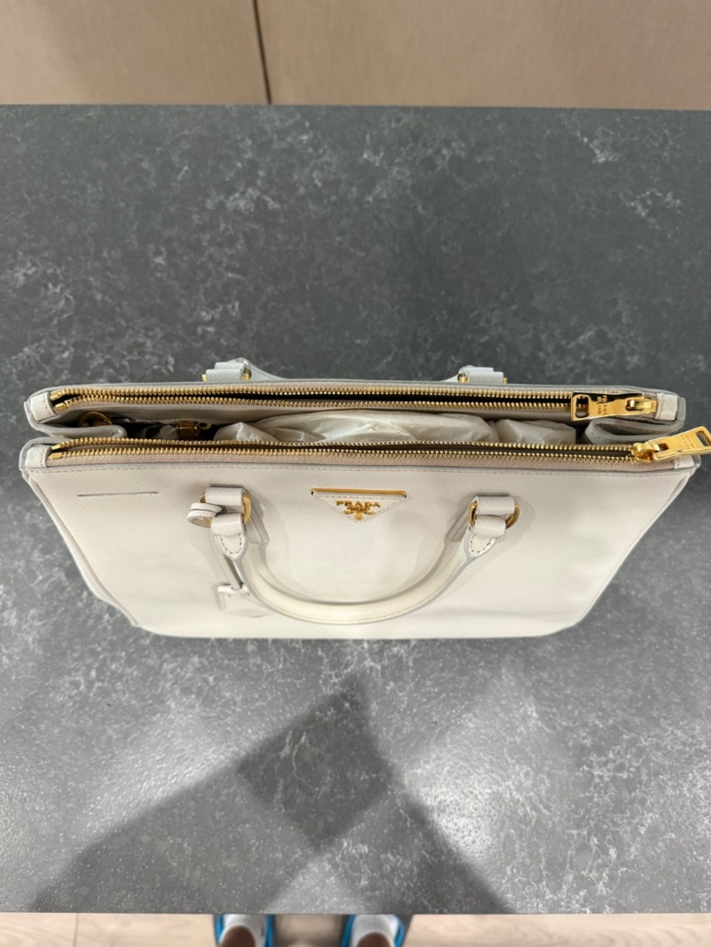 Prada B2756T Saffiano Leather Handbag - Picture 6 of 9